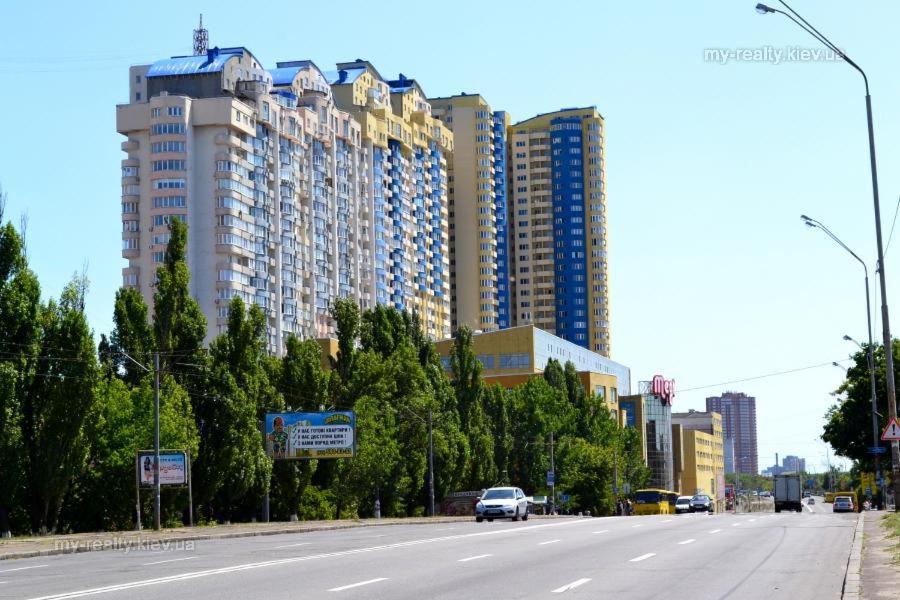 Квартира В Мега Сити เคียฟ ภายนอก รูปภาพ
